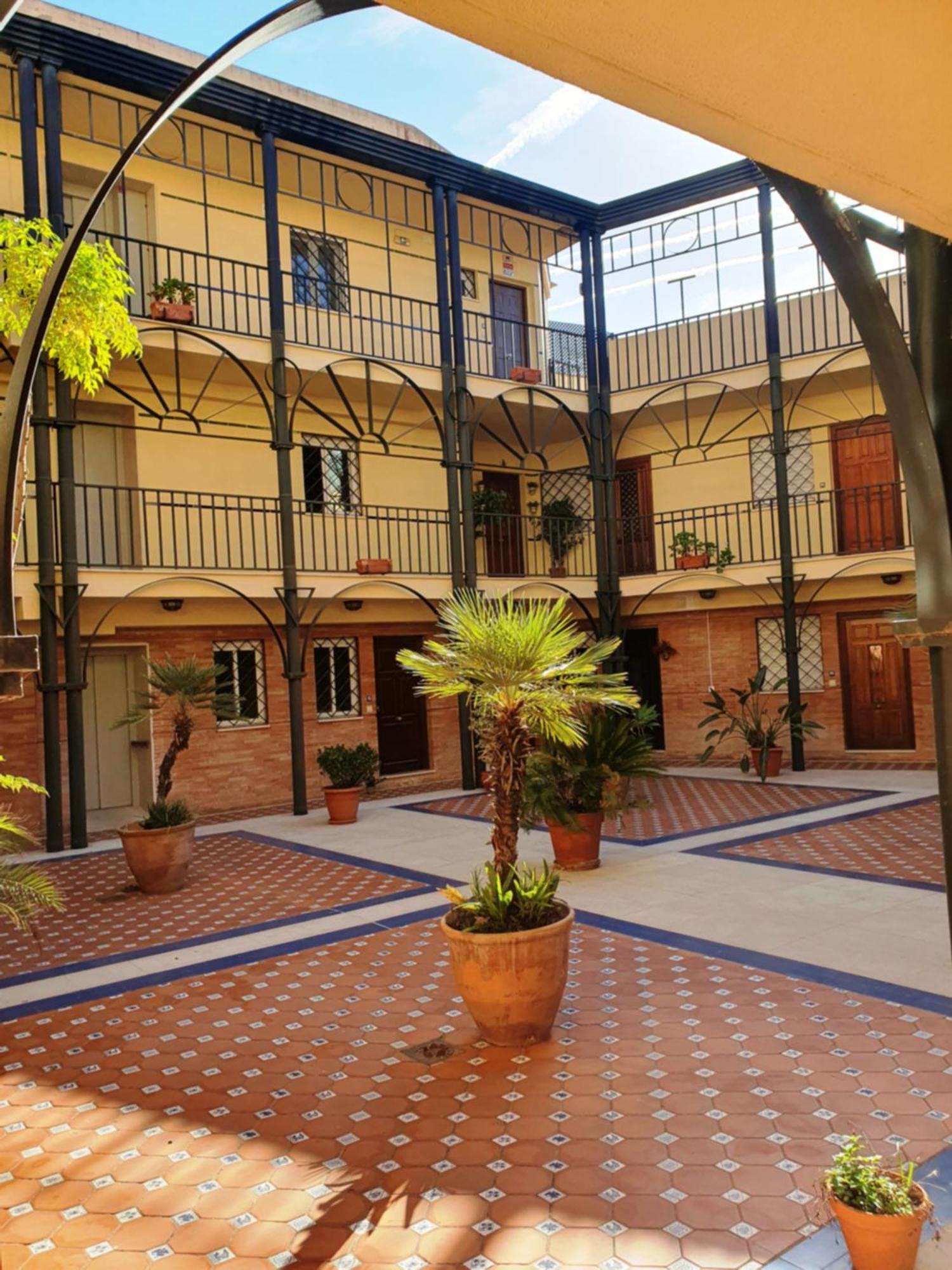 Torneo Life Tranquilo En El Centro Apartment เซบีญา ภายนอก รูปภาพ